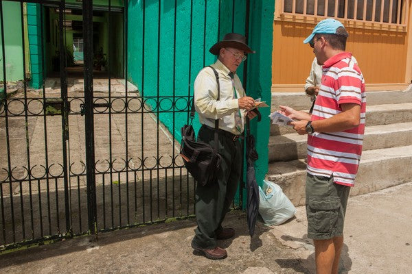 A Secret Weapon In Handing Out Gospel Tracts - The Long Hold