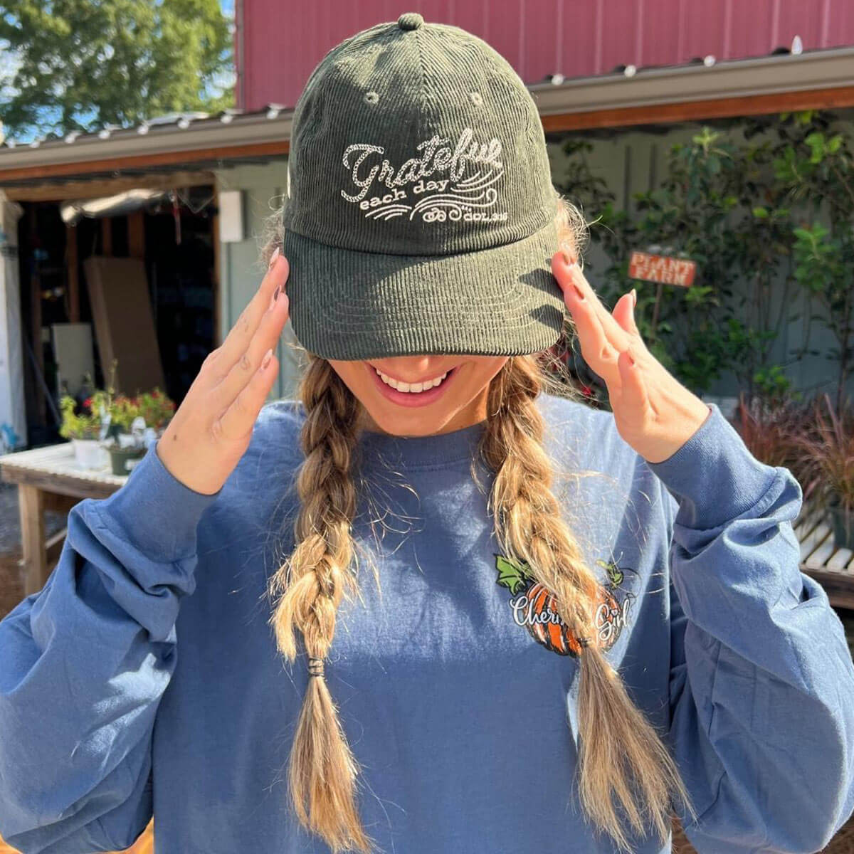 grace & truth Womens Cap Grateful Each Day